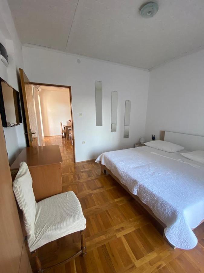 Duje & Roko Apartments Šibenik Extérieur photo