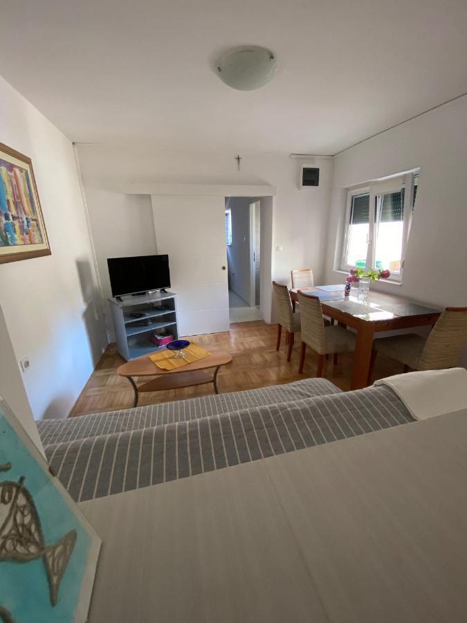 Duje & Roko Apartments Šibenik Extérieur photo
