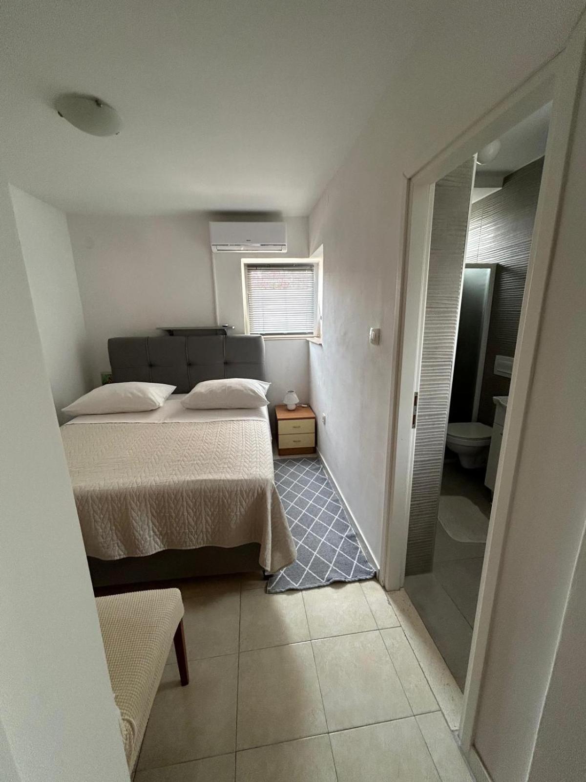 Duje & Roko Apartments Šibenik Extérieur photo